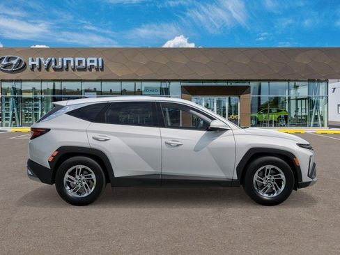 New 2026 Hyundai Tucson SE AWD/4WD image 7