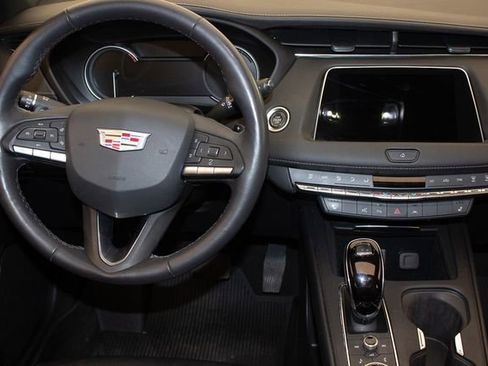 Used 2023 Cadillac XT4 Premium Luxury w/ Enhanced Visibility Package image 16