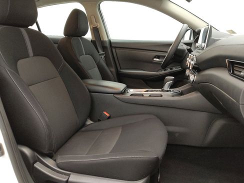 Used 2024 Nissan Sentra SV FWD image 21