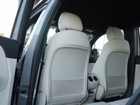 Used 2026 Mercedes-Benz GLB 250 image 28