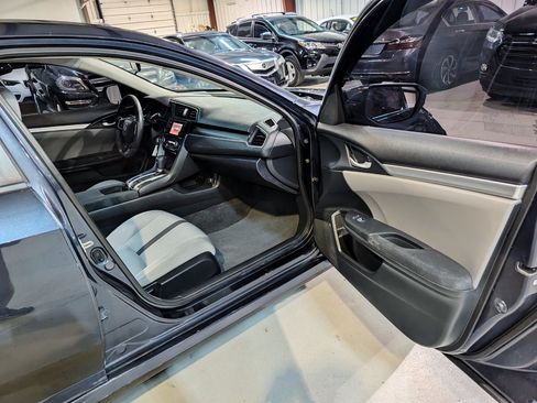 Used 2020 Honda Civic LX image 27