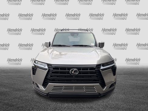 Used 2026 Lexus GX 550 AWD/4WD image 3