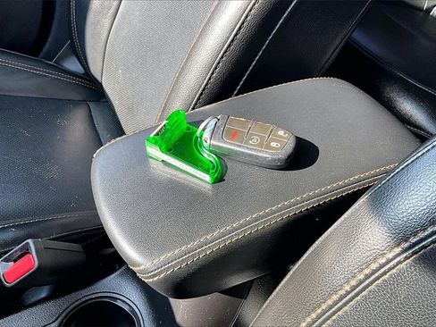 Used 2020 Jeep Compass Limited image 10