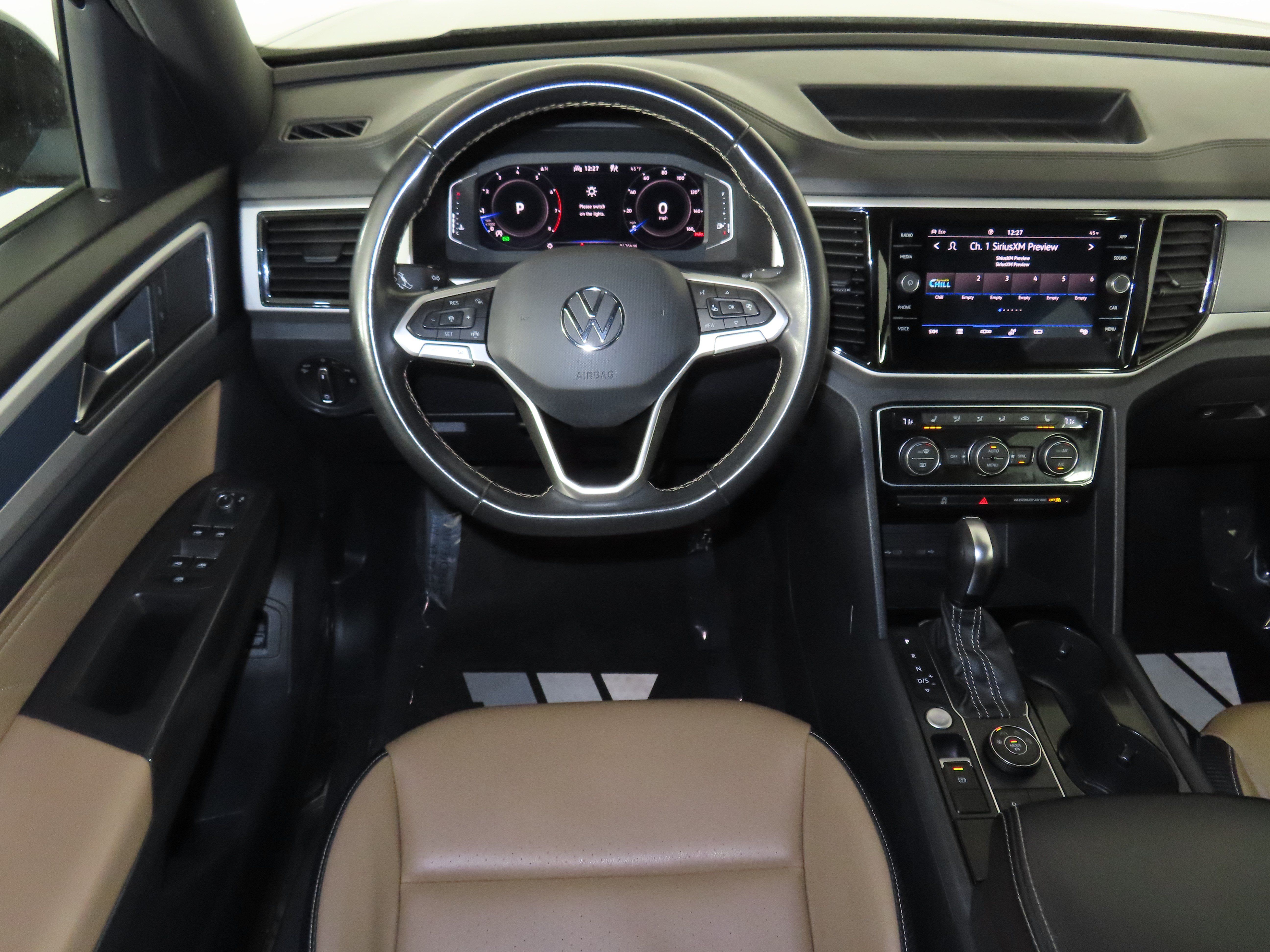 Used 2023 Volkswagen Atlas Cross Sport SE AWD/4WD image 34