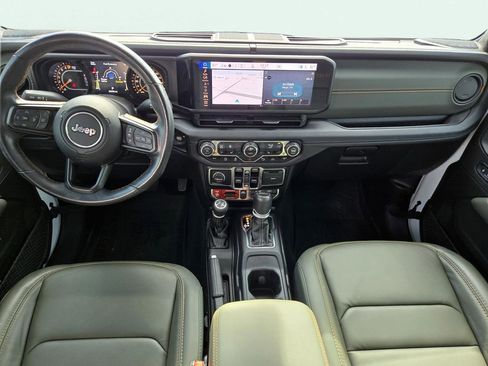 Used 2024 Jeep Gladiator Mojave image 22