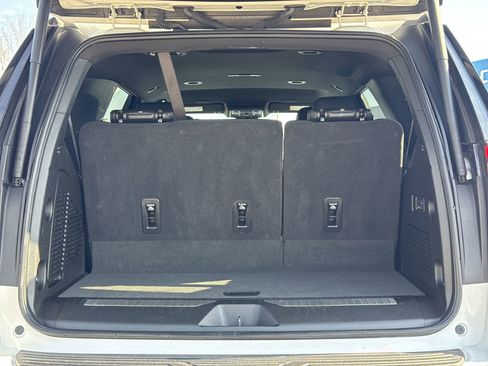 Used 2025 GMC Yukon Denali image 32