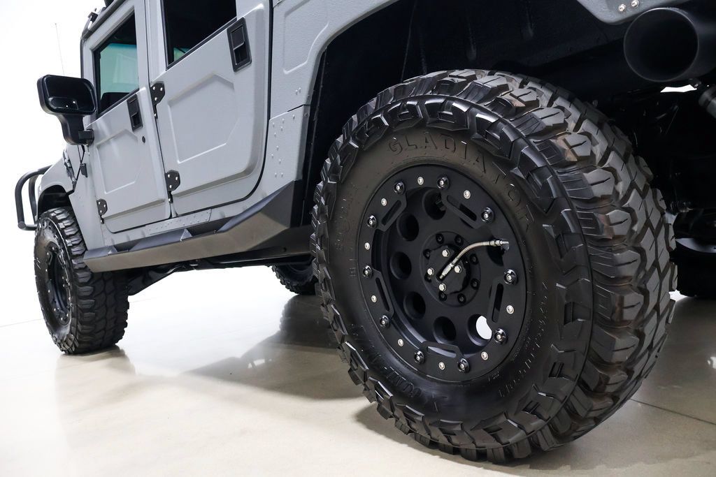 Used 2003 HUMMER H1 4-Door Wagon AWD/4WD image 19