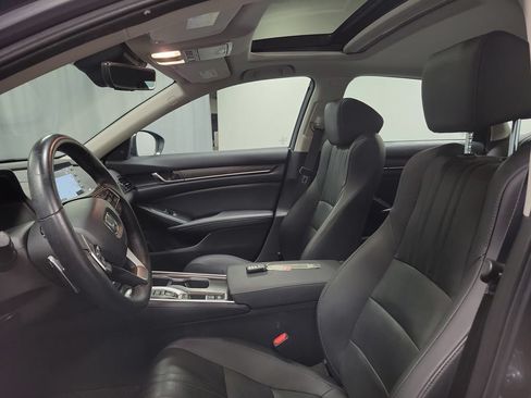 Used 2021 Honda Accord Touring image 15