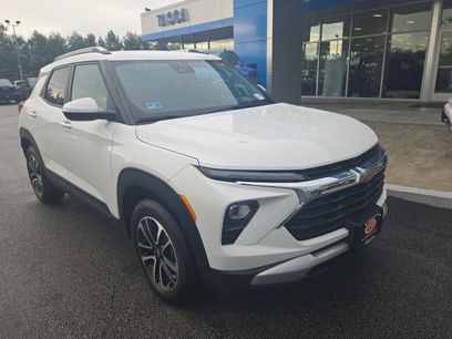 Used 2025 Chevrolet TrailBlazer LT w/ LT Cold Weather Package