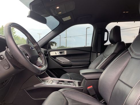 Used 2020 Ford Explorer ST w/ ST Street Pack AWD/4WD image 16