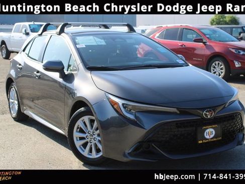 Used 2023 Toyota Corolla SE w/ SE Premium Package FWD image 1