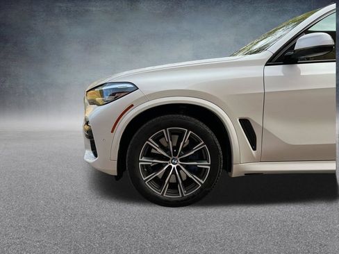 Used 2019 BMW X5 xDrive40i w/ M Sport Package AWD/4WD image 31