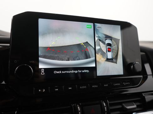 Used 2023 Nissan Pathfinder SL w/ SL Premium Package image 21