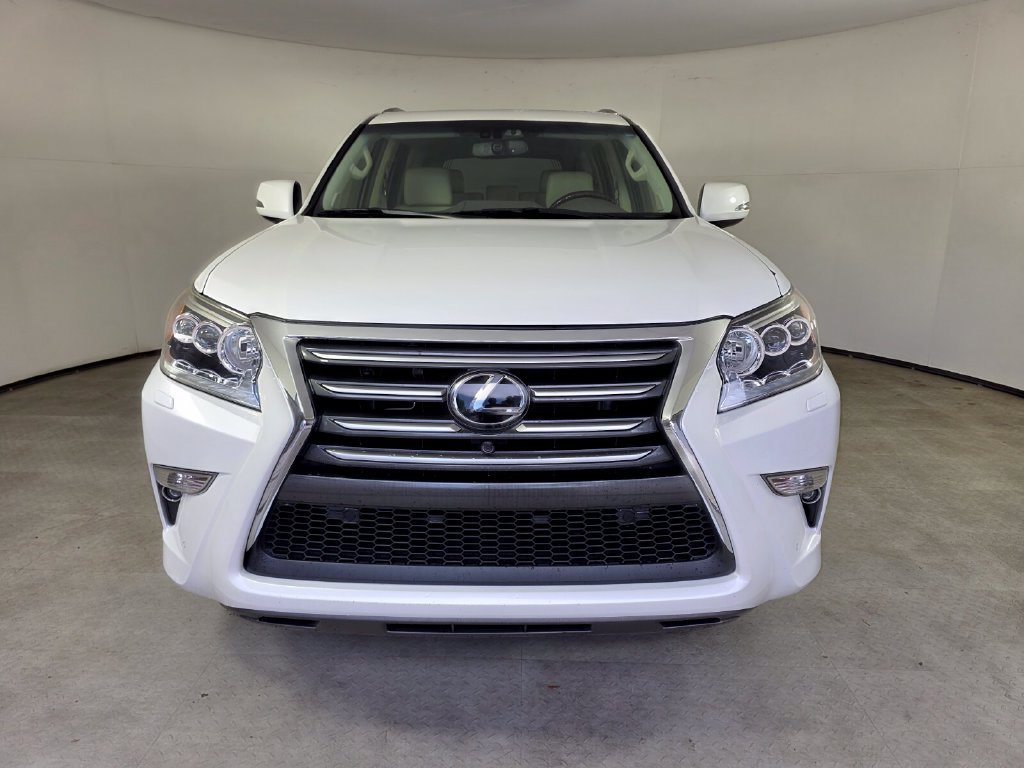 Used 2018 Lexus GX 460 Luxury AWD/4WD image 2