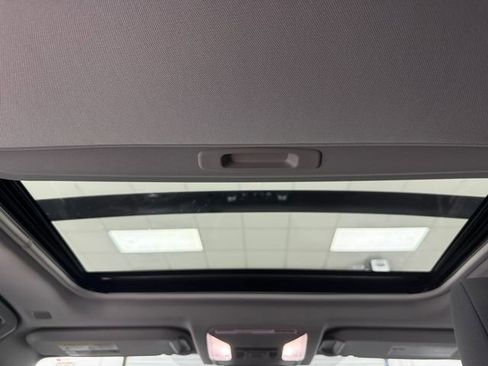 Used 2023 Toyota RAV4 XLE w/ Convenience Package FWD image 34