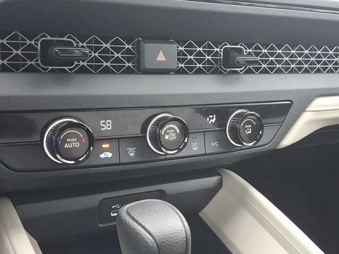 Certified 2025 Honda Accord LX image 19