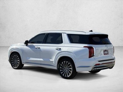 Used 2023 Hyundai Palisade Calligraphy w/ Cargo Package image 7