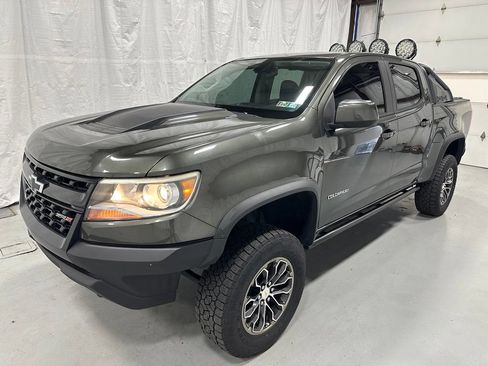 Used 2017 Chevrolet Colorado ZR2 w/ LPO, Premium Interior Package AWD/4WD image 3