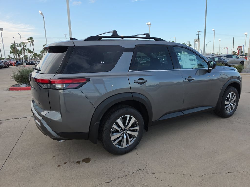 New 2026 Nissan Pathfinder SL FWD image 7