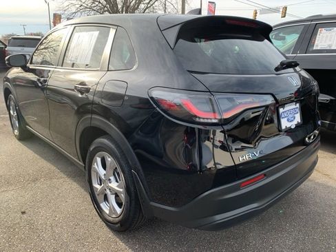 Used 2025 Honda HR-V LX image 4