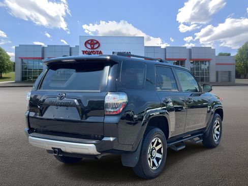 Certified 2024 Toyota 4Runner TRD Off-Road Premium w/ Moonroof Package AWD/4WD image 7