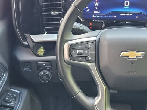 Used 2025 Chevrolet Silverado 2500 LT w/ Convenience Package AWD/4WD image 14