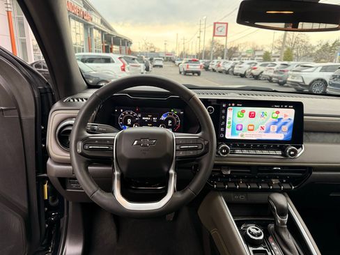 Used 2024 Chevrolet Colorado ZR2 w/ ZR2 Convenience Package III image 57