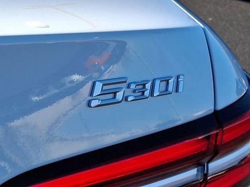 New 2026 BMW 530i xDrive 530i xDrive w/ M Sport Package image 21