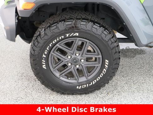 Used 2024 Jeep Gladiator Sport image 11