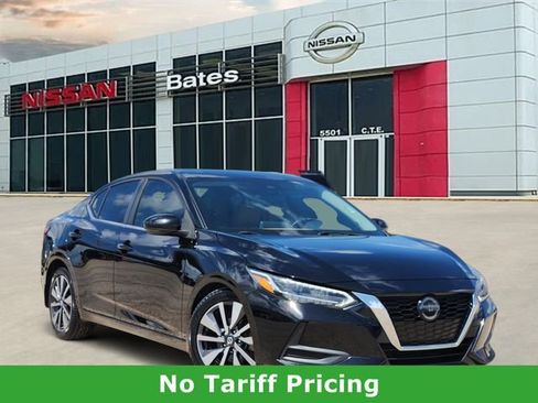 Used 2020 Nissan Sentra SV w/ SV Premium Package FWD image 1