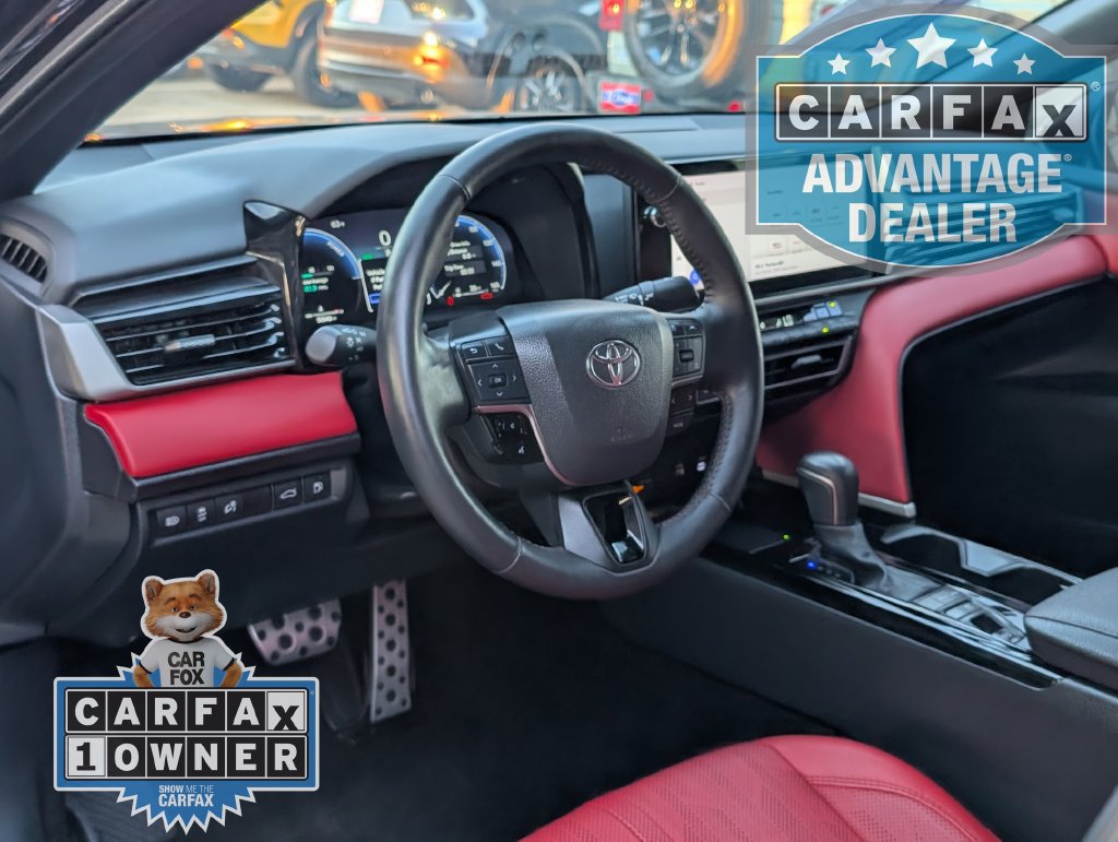 Used 2025 Toyota Camry XSE FWD image 4