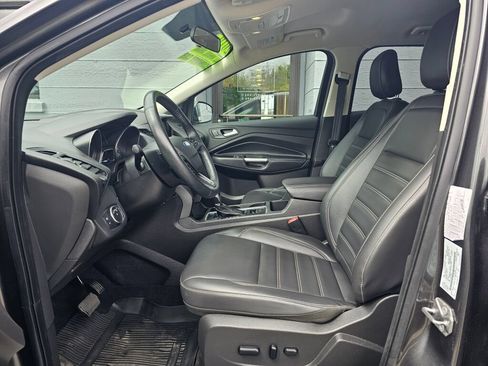 Used 2019 Ford Escape SEL AWD/4WD image 22