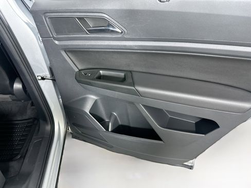 Used 2019 Volkswagen Atlas SE w/ Panoramic Sunroof Package FWD image 31