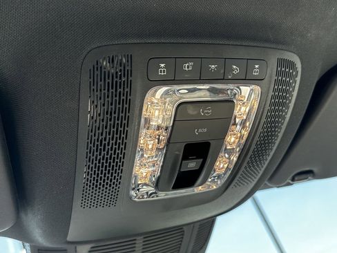 Used 2025 Mercedes-Benz GLS 450 4MATIC image 36