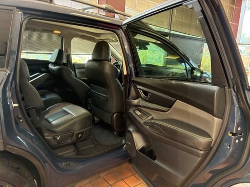 Used 2023 Subaru Ascent Onyx Edition Limited AWD/4WD image 37