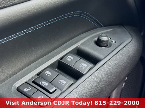 New 2026 Jeep Compass Limited image 8