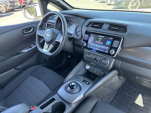Certified 2024 Nissan Leaf S image 25