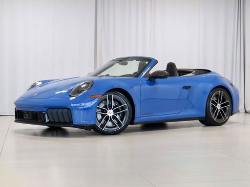 Used 2025 Porsche 911 Carrera 4 GTS AWD/4WD image 1