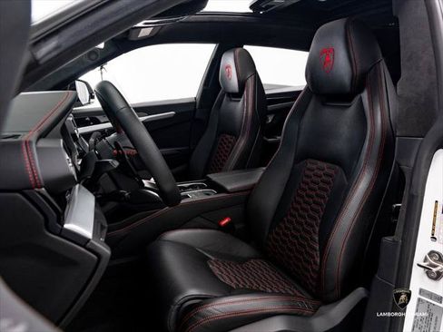 Used 2019 Lamborghini Urus AWD/4WD image 45