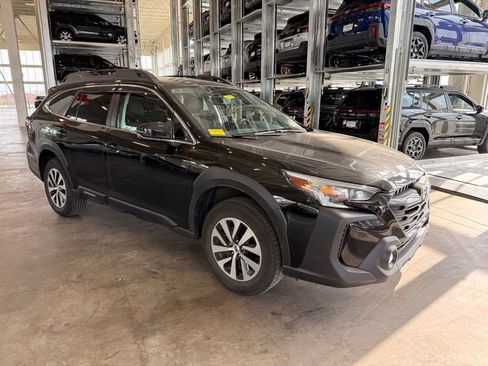 Certified 2024 Subaru Outback Premium AWD/4WD image 1