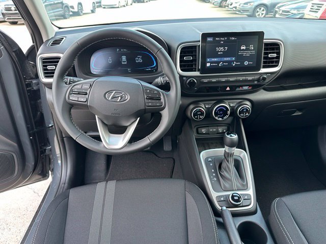 New 2026 Hyundai Venue SEL FWD image 18