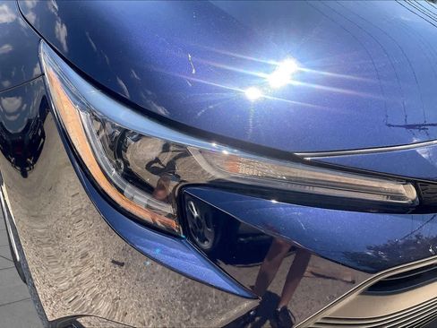 Used 2025 Toyota Corolla LE FWD image 27