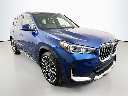 Used 2025 BMW X1 xDrive28i w/ Premium Package AWD/4WD image 3