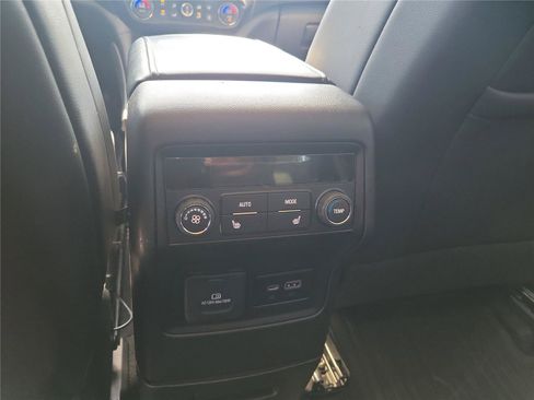 Used 2023 GMC Acadia Denali w/ Black Diamond Edition FWD image 13