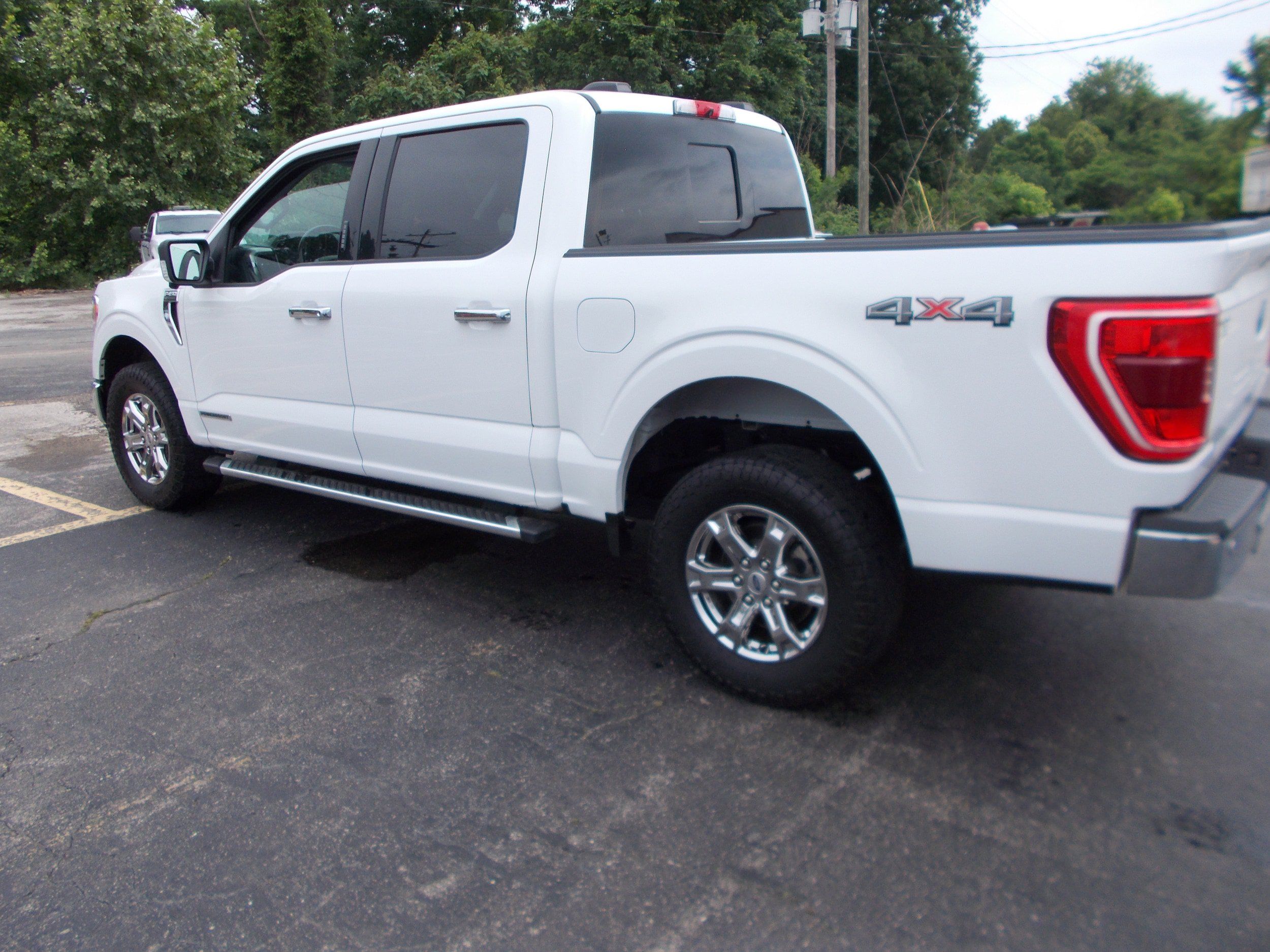 Used 2022 Ford F150 XLT w/ Equipment Group 302A High AWD/4WD image 5