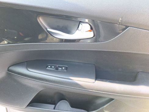 Used 2022 Kia Forte GT-Line w/ GT-Line Technology Package image 35