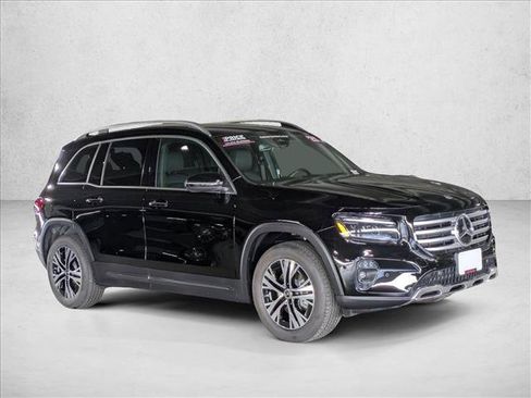 Certified 2025 Mercedes-Benz GLB 250 image 6