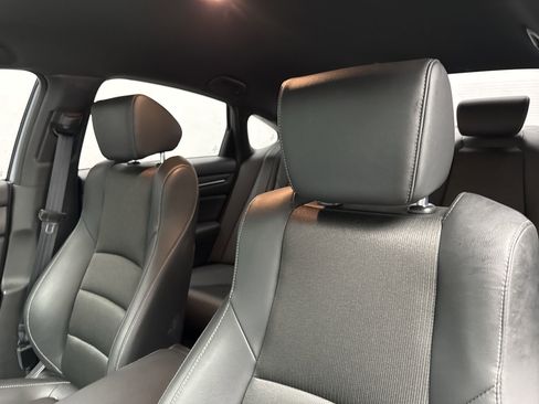 Used 2022 Honda Accord Sport image 10