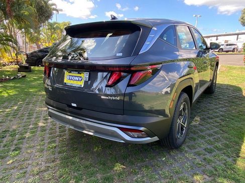 New 2026 Hyundai Tucson Blue SE image 7