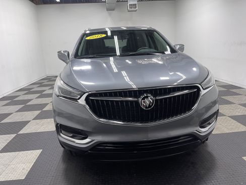 Used 2018 Buick Enclave Essence image 7